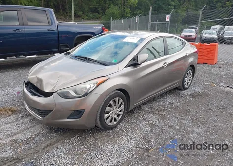 2013 Hyundai Elantra Gls z USA, uszkodzony, nr VIN 5NPDH4AE6DH182386